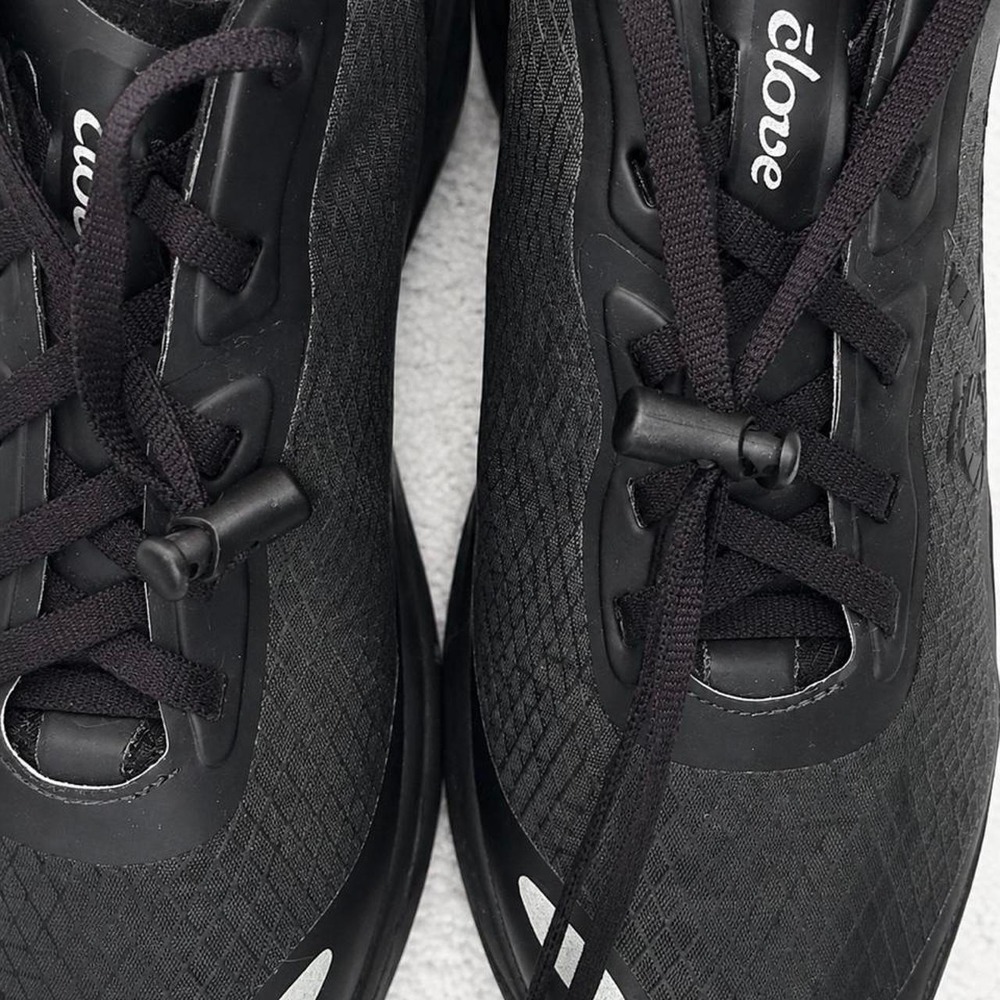 Clove Alto Women's All Black Nursing Sneakers - Picture 7 of 8